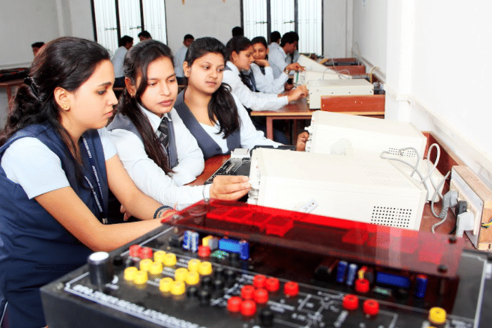 Kashi Institute of Management and Science Varanasi Events photo 9